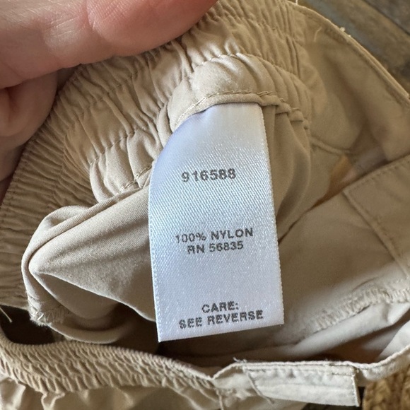 Women’s Cabelas Convertible Pants lightweight/outdoor/hiking/fishing - Picture 4 of 6